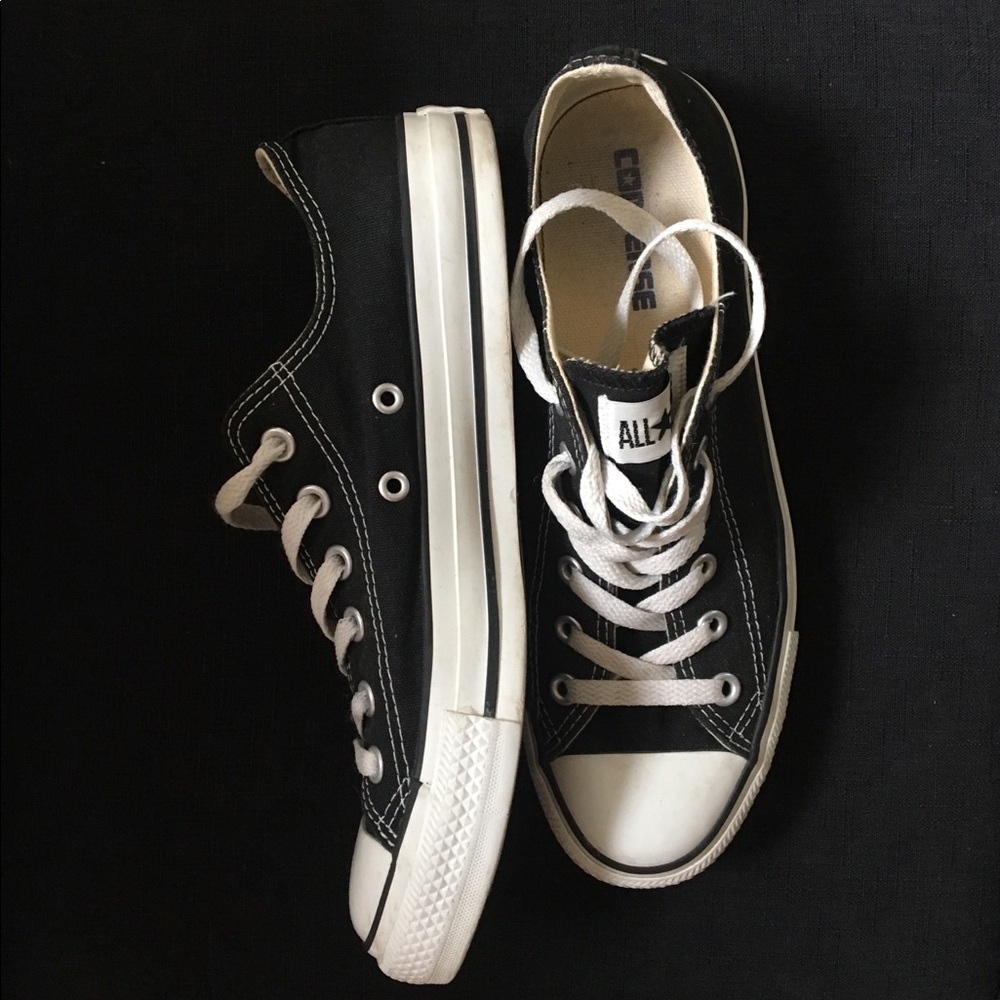 Black Converse Lowtop